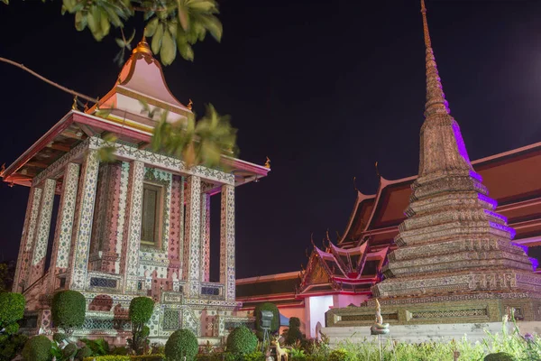タイ、バンコクの夜ワットアルン寺. — ストック写真