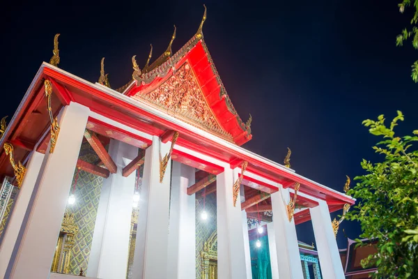 Templo de Wat Arun por la noche en Bangkok, Tailandia . —  Fotos de Stock