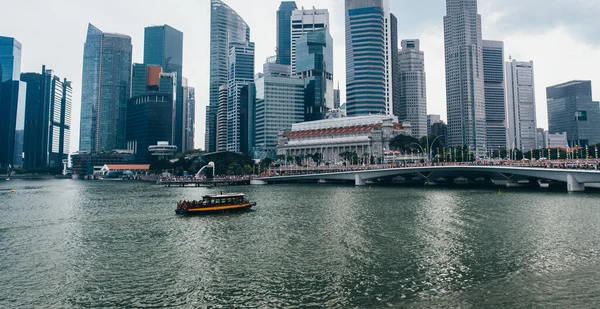 SINGAPOUR - 24 février 2019 : Paysage urbain de Singapour. Quartier des affaires. Paysage du site. — Photo