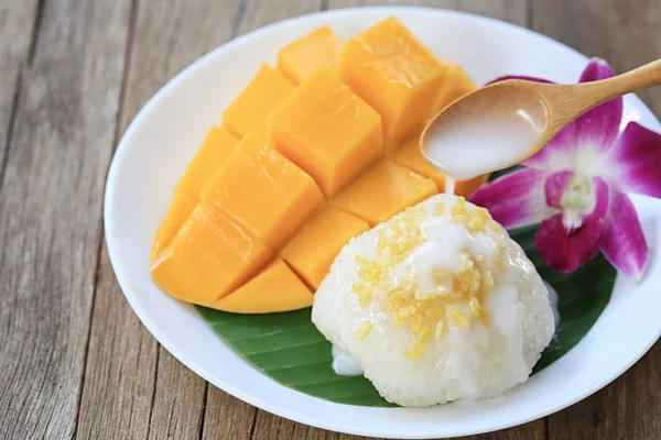 Mango Lepkavá Rýže Populární Tradiční Dezert Thajska — Stock fotografie