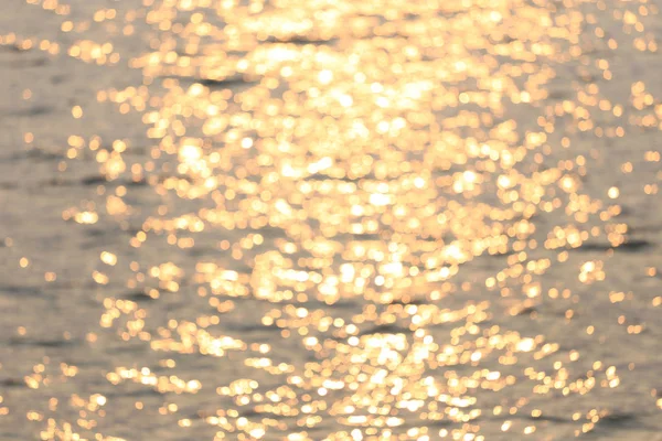 Altın Altın Bokeh Için Senin Zemin Tasarımında Deniz Yüzeyi Ile — Stok fotoğraf