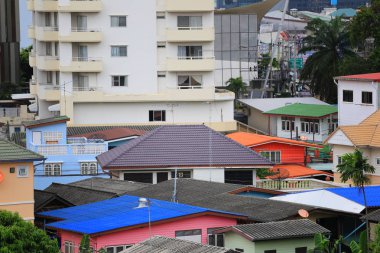 Akşamları, bir önemli turizm Chonburi şehir yüksek köşe Sriracha şehir Tayland topluluğu.