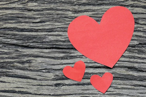 Papel Vermelho Coração Assoalho Madeira Tem Espaço Cópia Para Projeto — Fotografia de Stock