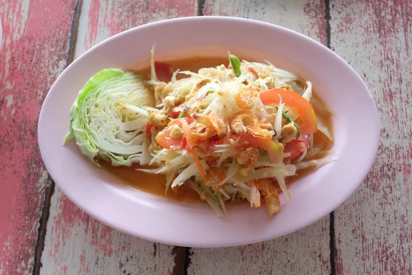 Somtam Thais van Thais eten in gerecht. — Stockfoto