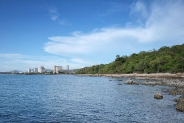 Tayland'da şehirler ve deniz kenarı.