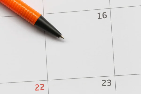 Penna arancione è inserito nel calendario nel giorno 16 . — Foto Stock