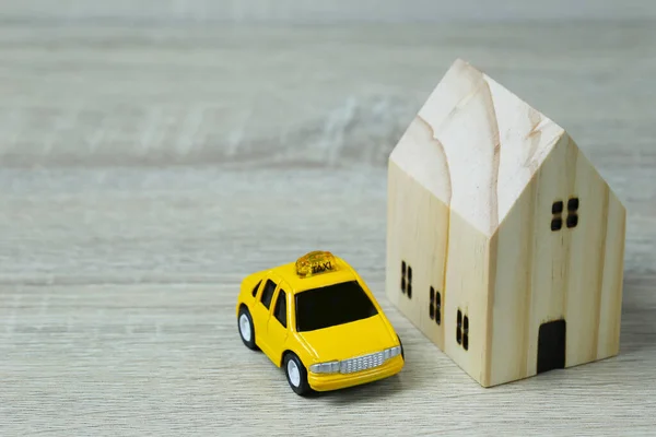 Toy Cars Wooden Houses Concept Buying Housing Insurance Travel Concept — Stock Photo, Image