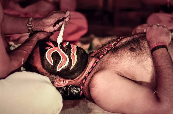 Fort Kochi Kerala Índia 2019 Close Demônio Caçador Artista Kathakali — Fotografia de Stock