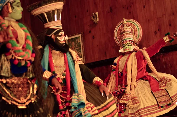 Fort Kochi Kerala Indien 2020 Drei Kathakali Künstler Treten Aufwendigen — Stockfoto