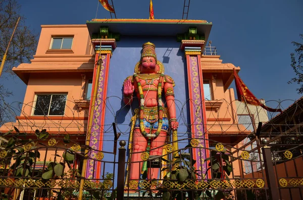 Vue Vieux Dieu Hindou Couleur Rouge Hanuman Statue Devant Bâtiment — Photo