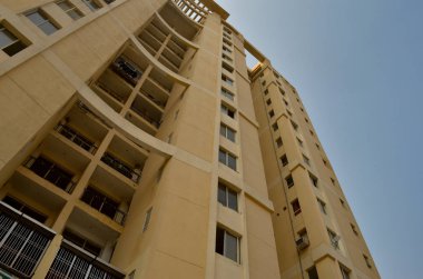 Düşük açı yakın yüksek bir artış atış kadar Yeni Delhi, Bombay, Kalküta, Gurgaon, Bangalore, Hyderabad, Pune, Noida, Raipur, Amaravati, Hindistan lüks daireler inşa