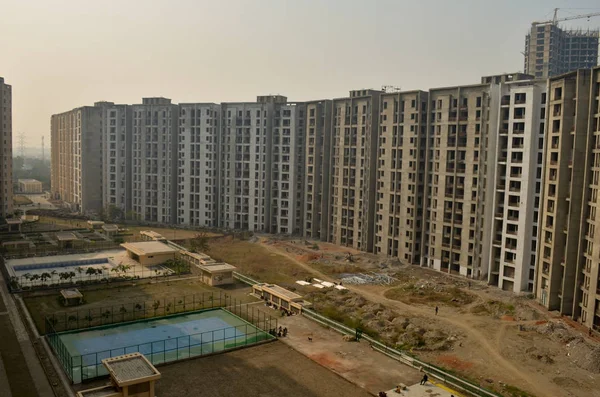 Delhi Ncr, Navi Mumbai, Jaipur, Pune, Kolkata, Mumbai, Gurgaon, Greater Noida, Bangalore, Lucknow, Hindistan inşaat çok katlı konut bina kompleksi altında