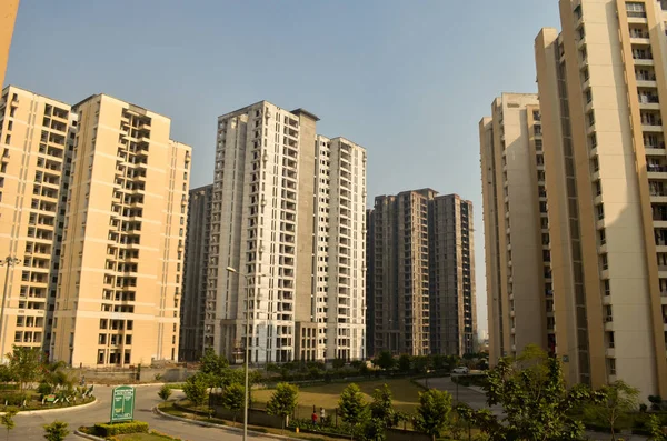 Yüksek katlı çok katlı lüks konut daire Toplum Bina Delhi Ncr, Mumbai, Pune, Hyderabad, Lucknow, Jaipur, Kalküta, Noida, Gurgaon, Chennai, Bangalore, Raipur, Amaravati, Hindistan