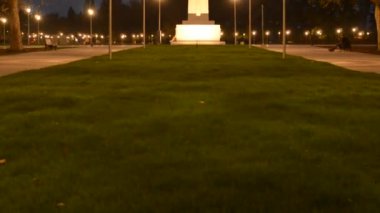 Gece Obelisk Anıtı