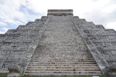 Chichen Itza piramit