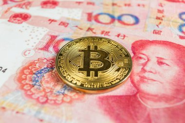 Kripto para birimi kavramı - A Bitcoin ile Chinece para birimi Renminbi, Rmb yuan