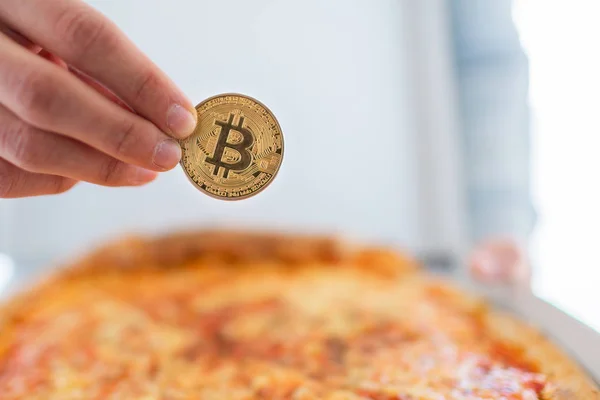 Konzept des Bitcoin-Pizzatags — Stockfoto