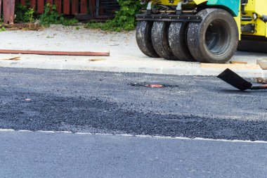 Yeni bir yol inşaatı