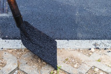 Yeni bir yol inşaatı