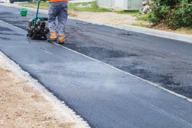 Yeni bir yol inşaatı