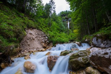 Slovenya 'da Pericnik Şelalesi