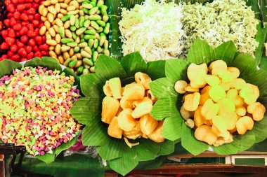 Markette Tayland tatlısı