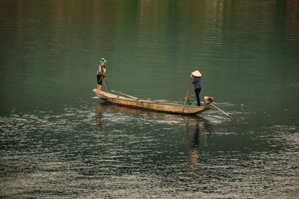 Pescatore Nel Lago — Foto Stock