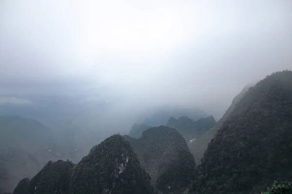 Paisaje Cinematográfico Paisaje Montañas Dong Van Karst Plateau Geopark Phin —  Fotos de Stock