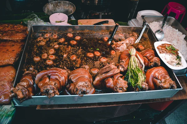 Traditionelles Thailändisches Schweinefleischgericht Namens Muu Waan — Stockfoto