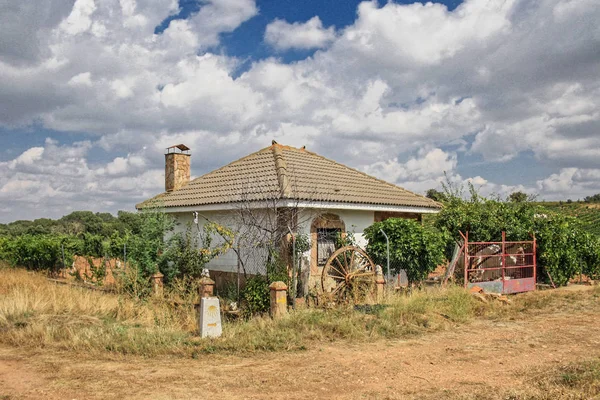 kırsal ev ve tabelasını hacılar için