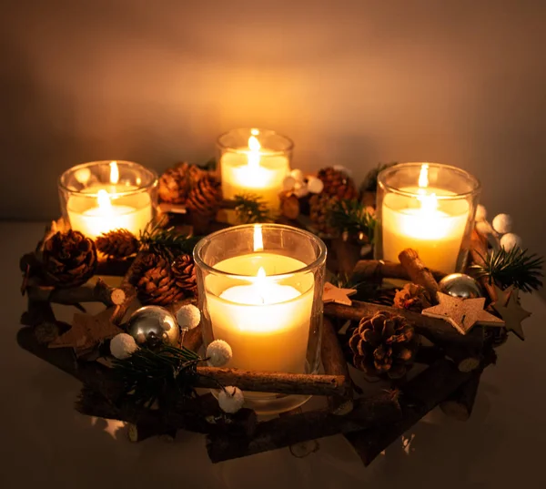 Güzel ve rahat Noel dekorasyon ev için
