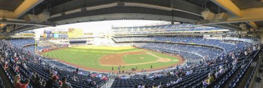 New York'taki Yankee Stadyumu'nda Los Angeles Angels of Anaheim'a karşı oynanan beyzbol maçı