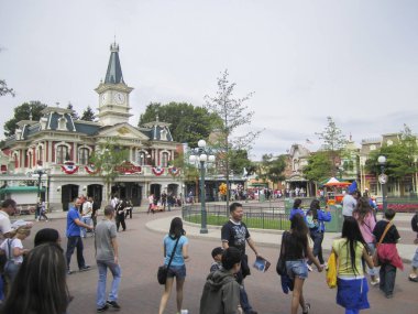 Paris, Fransa; Disneyland Paris tema parkı Turu