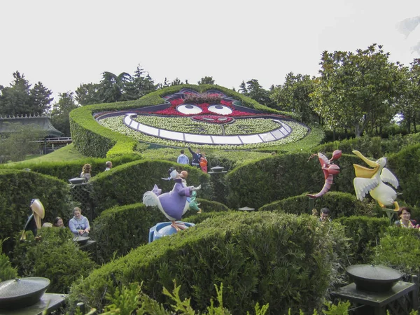 Paris, France; Tour of Disneyland Paris theme park — Stock Photo, Image