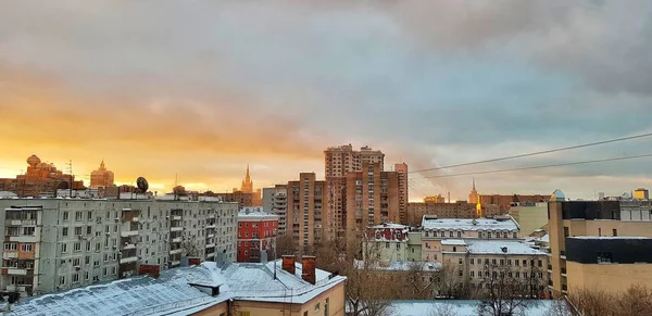 Dawn Moscow Houses Beautiful City Sunrise Reflected Windows High Rises — Zdjęcie stockowe