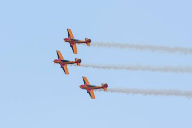 Zhukovsky / Rusya Federasyonu - 25 Ağustos 2015: airshow Maks, 1 polet, Yak-52