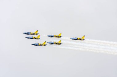 Zhukovsky / Rusya Federasyonu - Ağustos 25 2015: airshow Maks, akrobasi ekibi 