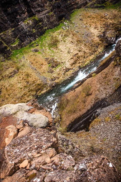 Blick von oben auf den Fluss Botnsa - Glymur, Island — Stockfoto