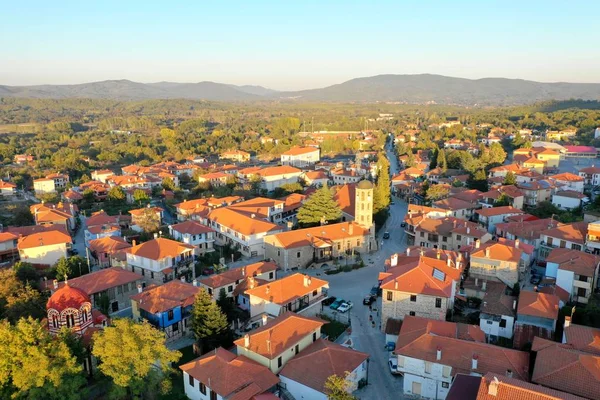 Yaz aylarında küçük Yunan Vilage