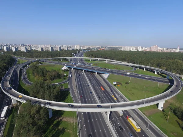 Yol kavşağı, Volgogradskiy umudu ve Moskova Çevre Yolu, Moskova Rusya