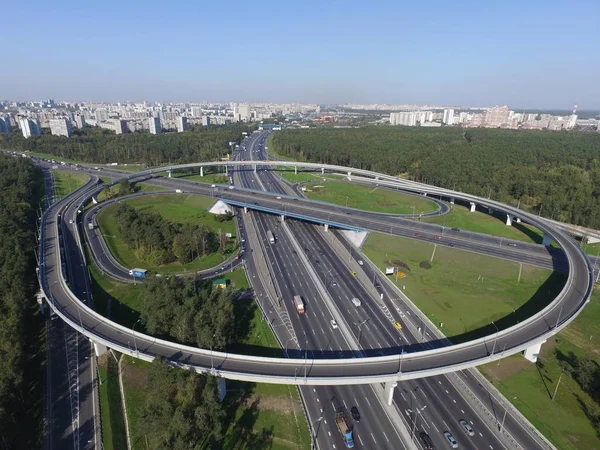 Yol kavşağı, Volgogradskiy umudu ve Moskova Çevre Yolu, Moskova Rusya