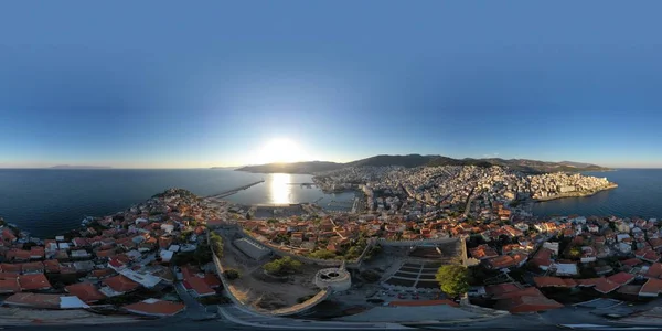 Yunanistan'ın Kavala Şehri (Havadan Görüntüle) Panorama 360