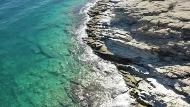 Panorama Praia Rochosa Grécia — Vídeo de Stock