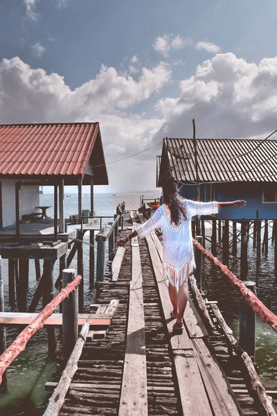 Beautiful Tourist Girl Walking Houses Pylons Floating Village Koh Panyee — Stock Photo, Image