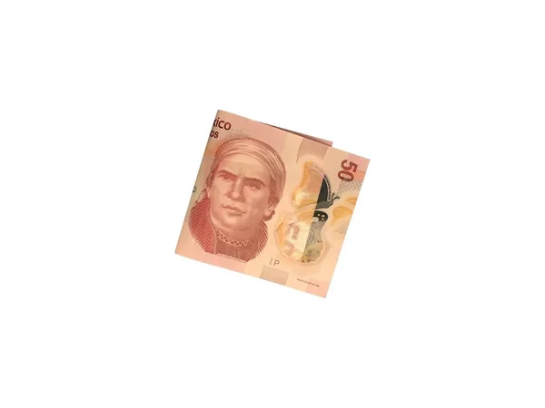 Un billete de 50 pesos mexicanos plegado aislado sobre fondo blanco —  Fotos de Stock