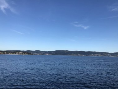 Sanxenxo Galiçya İspanya kayaların üzerinde okyanus görünümü