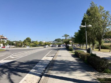 Portonovo Galiçya İspanya kaldırımdan yol görünümü