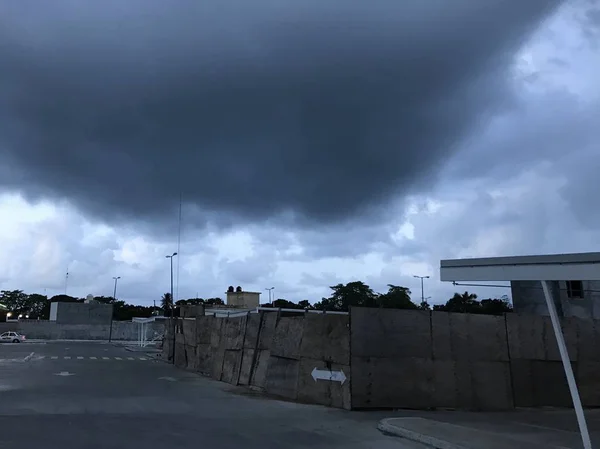 Heavy storm at noon — Stock Photo, Image