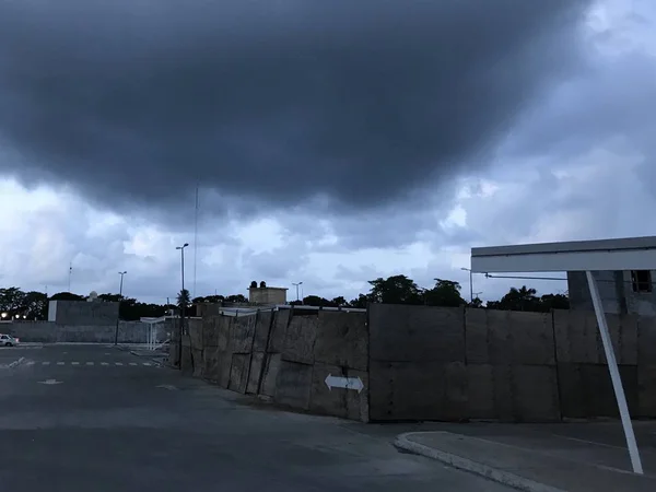 Tempête violente à midi — Photo