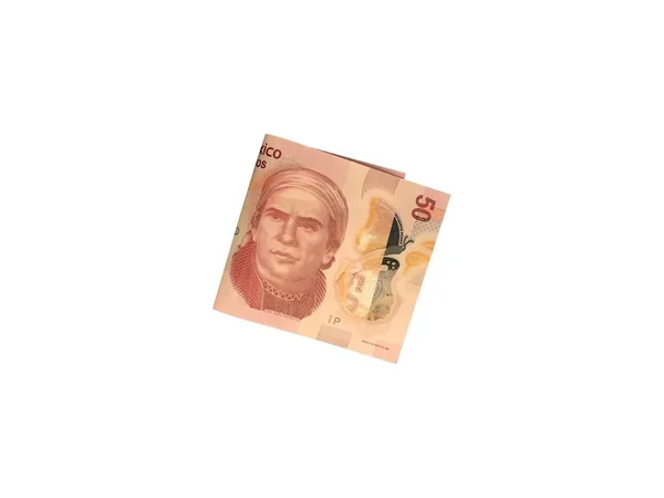 Un billete de 50 pesos mexicanos plegado aislado sobre fondo blanco — Foto de Stock